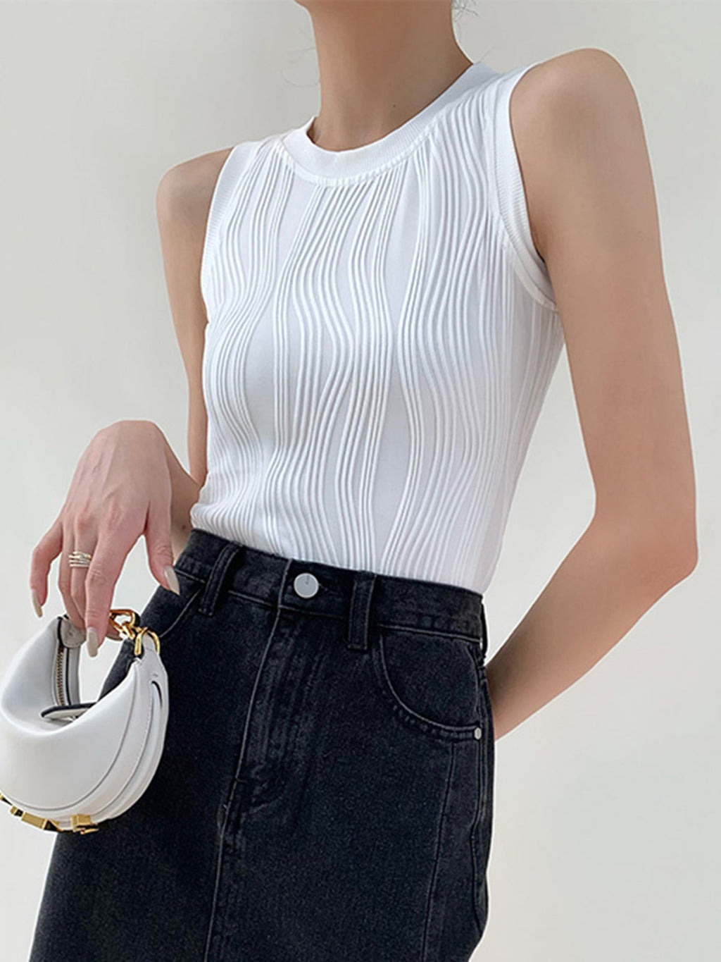 Wavy Textured Sleeveless Top in Solid Color
