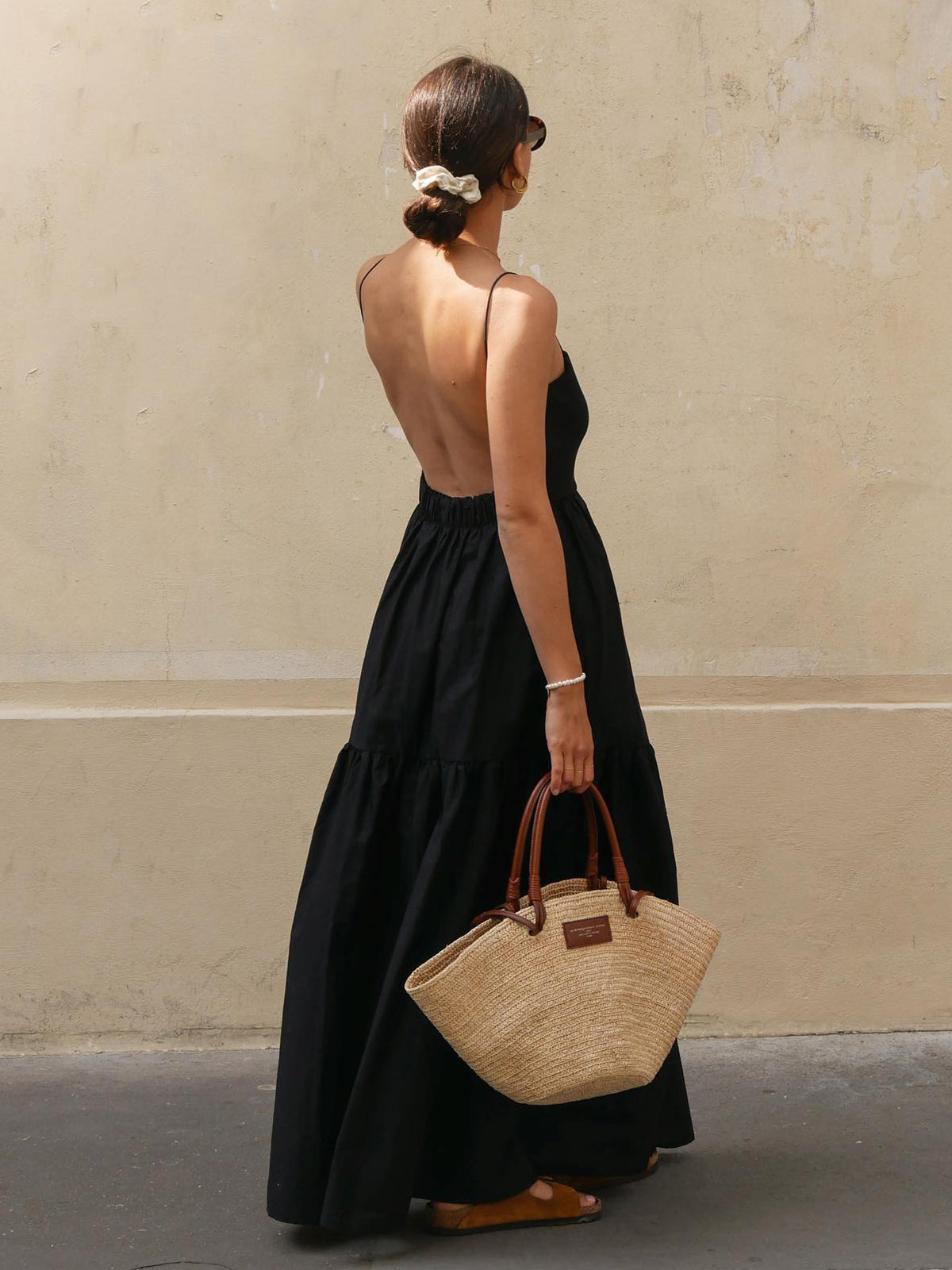 Chic Backless Maxi Dress in Solid Color