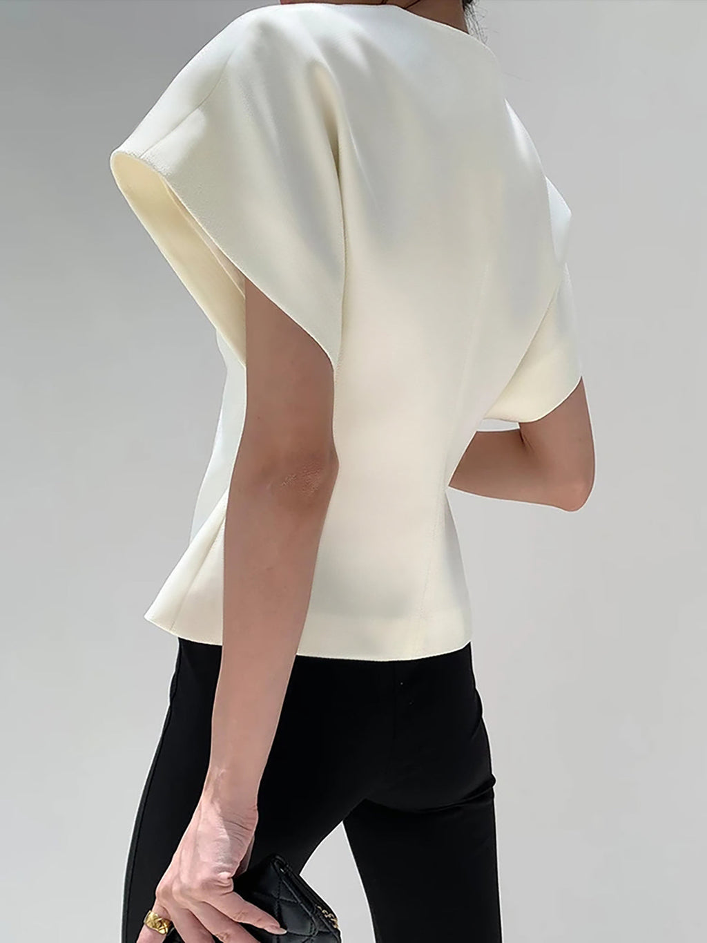 Chic V-Neck Button-Up Blouse with Tailored Fit