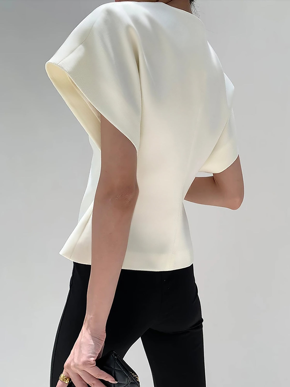 Chic V-Neck Button-Up Blouse with Tailored Fit