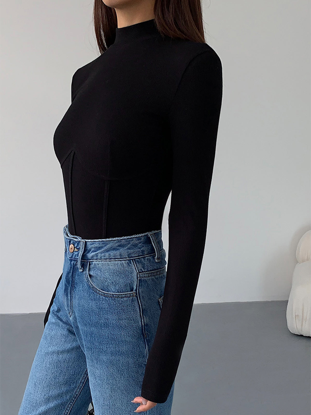 Piping Detail Mock Neck Slim Fit Tee
