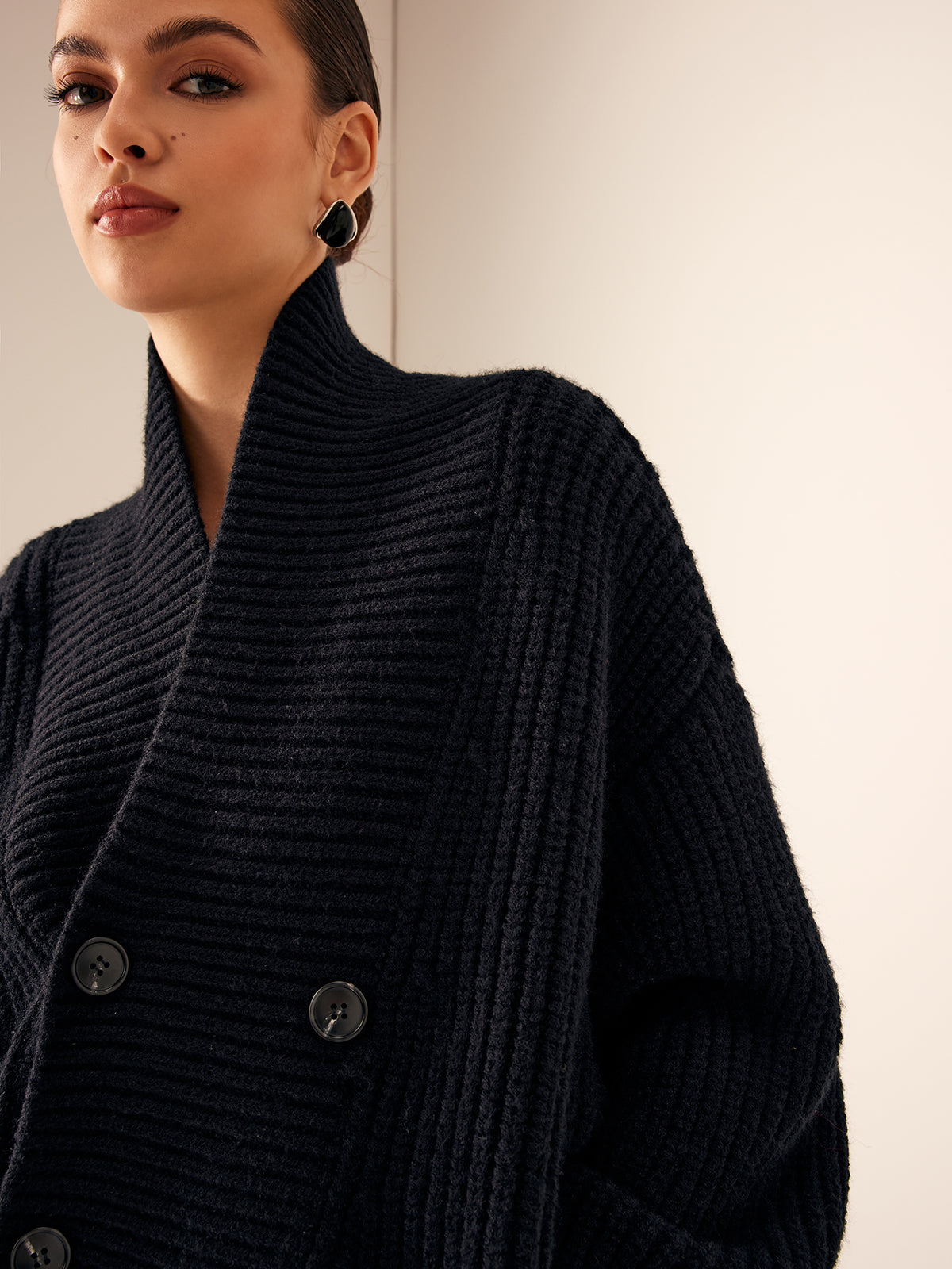 Chic Ribbed Knit Jacket with Lapel and Button Closure