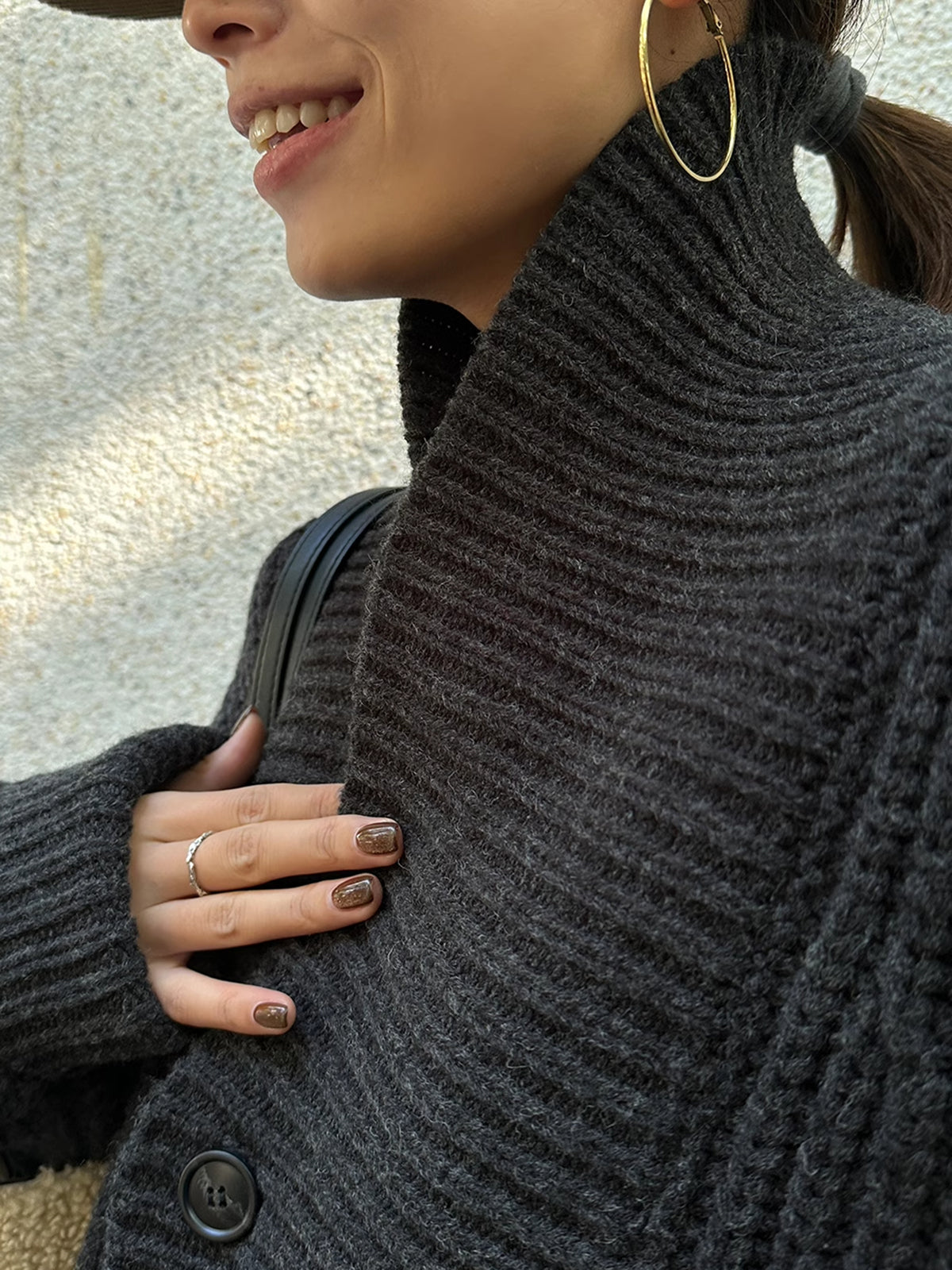Chic Ribbed Knit Jacket with Lapel and Button Closure