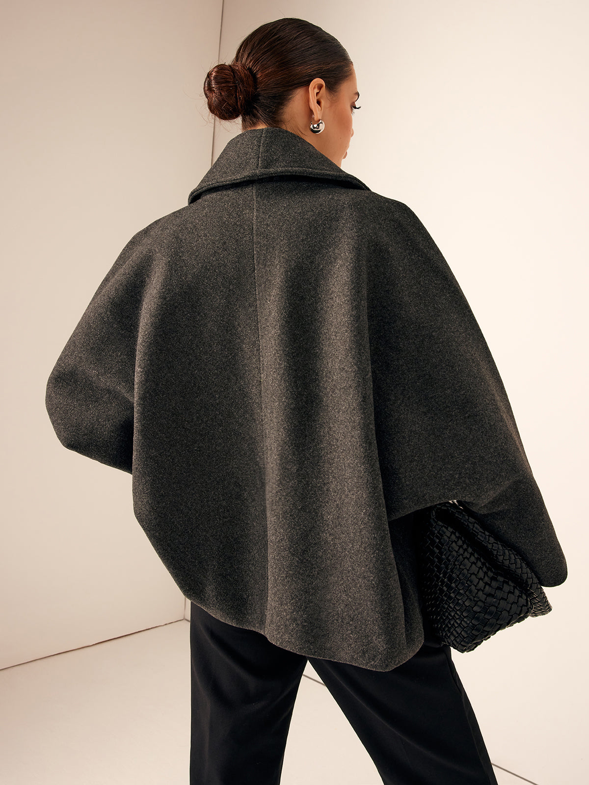 Chic Loose-Fit Tweed Coat with Pockets