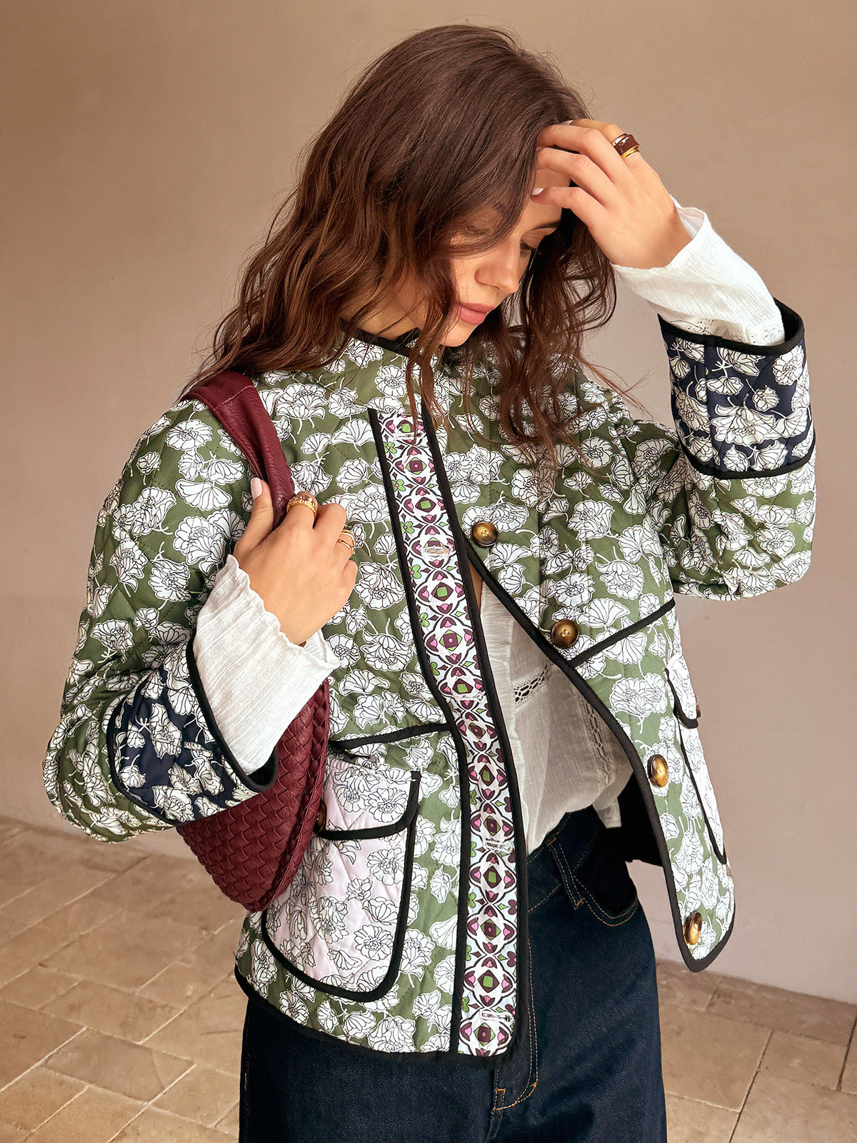 Chic Winter Coat with Flap Pockets