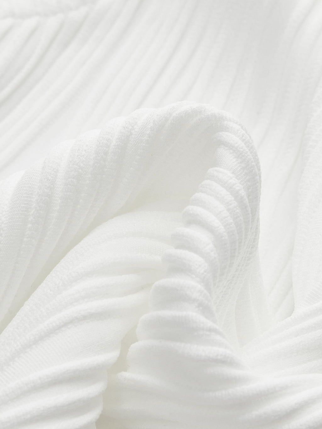 Wavy Textured Sleeveless Top in Solid Color