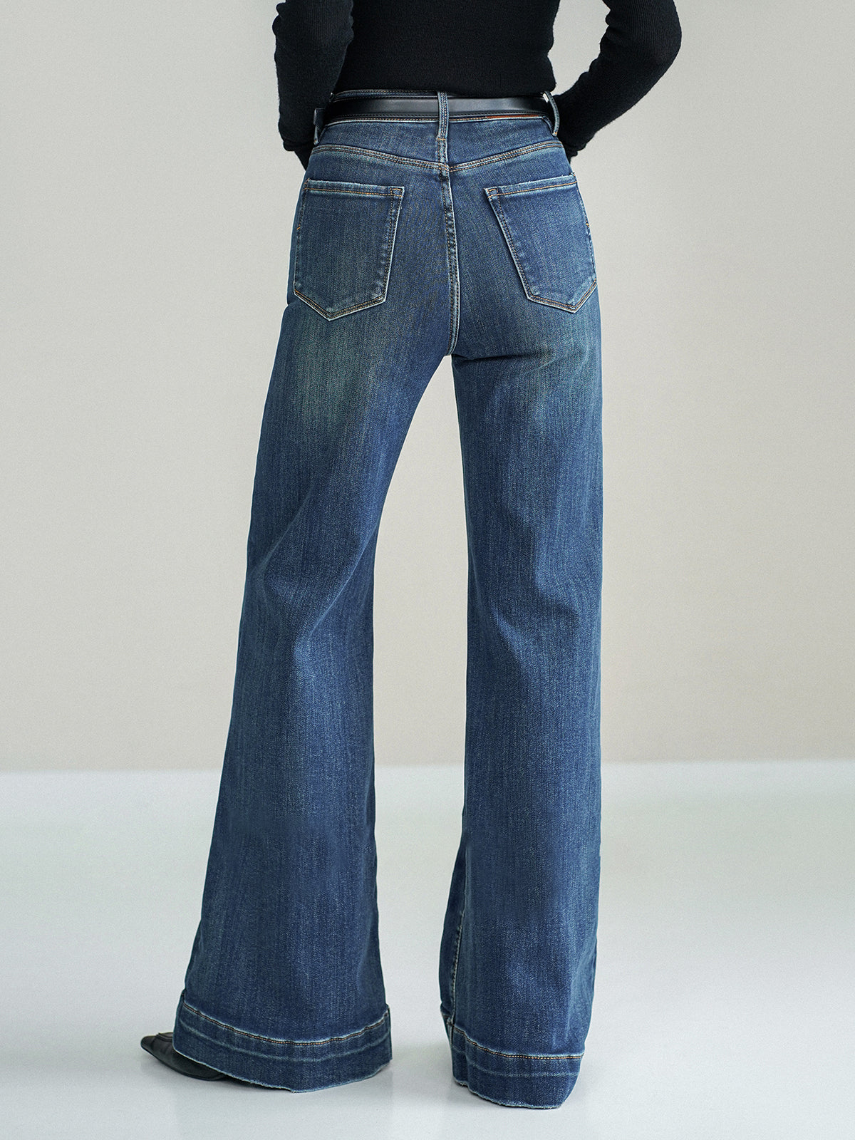Classic Mid-Waist Bootcut Denim Jeans