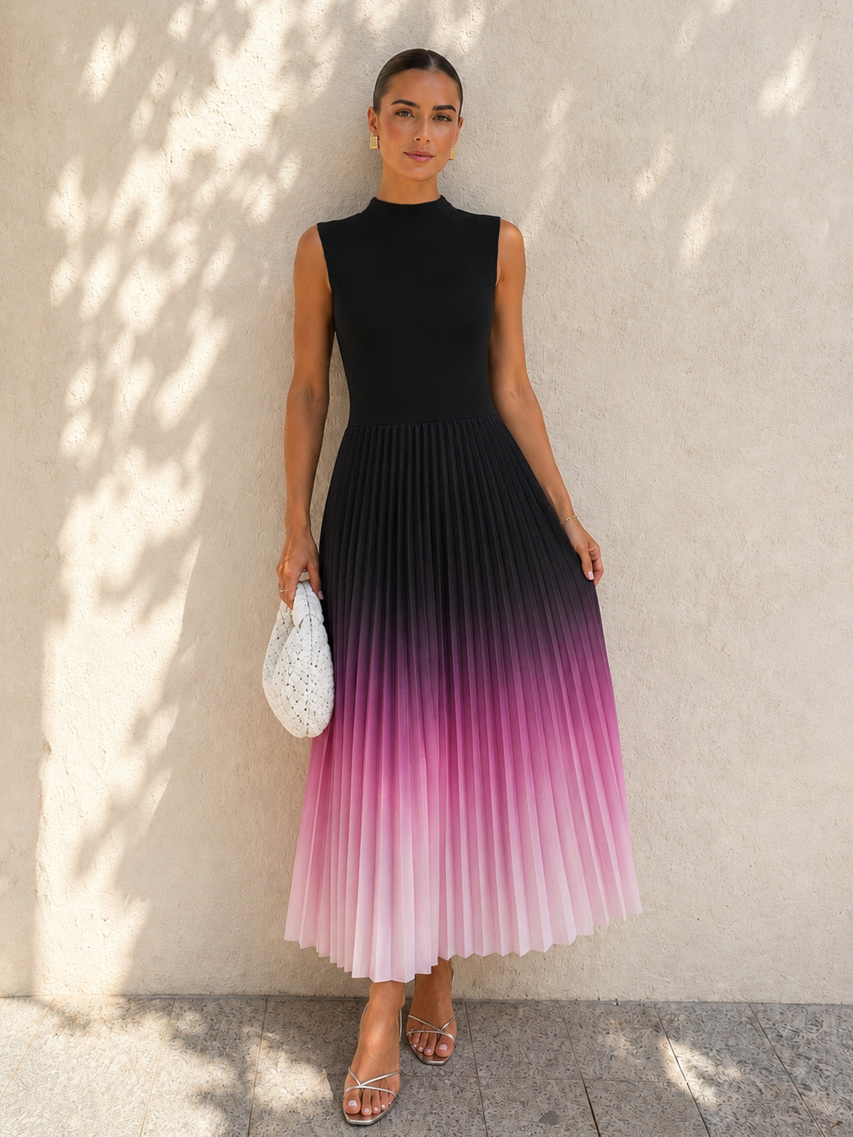 Gradient Pleated Midi Dress with Sleeveless Design