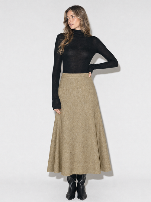 Chic Flared Midi Skirt in Classic Tweed