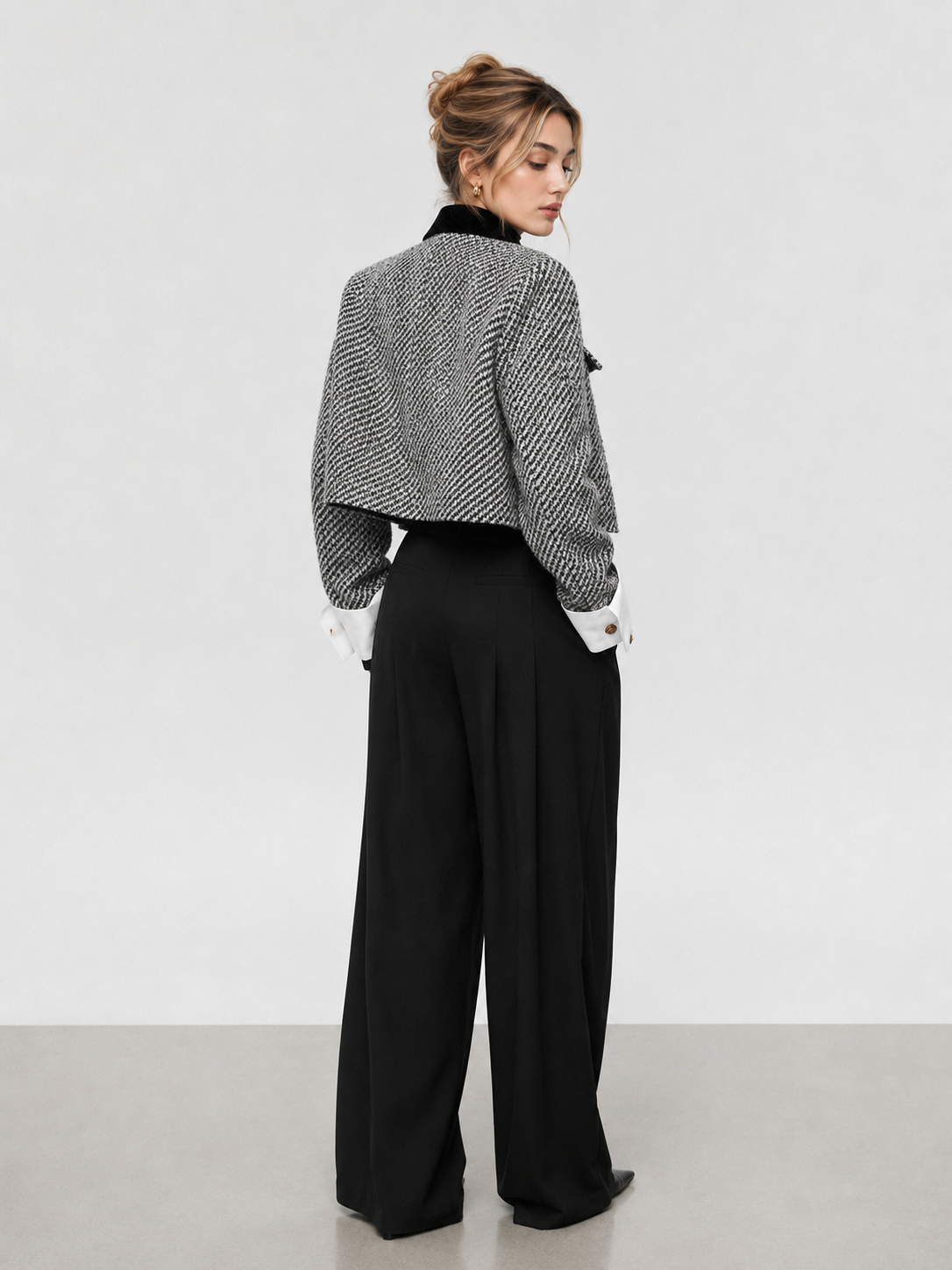Chic Tweed Boucle Cropped Blazer