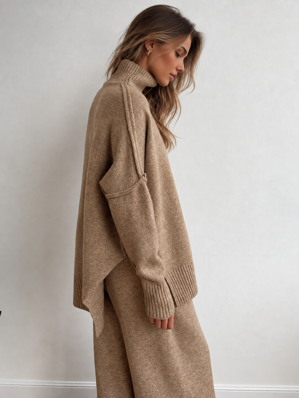 Chic Turtleneck Knit Top and Pants Ensemble