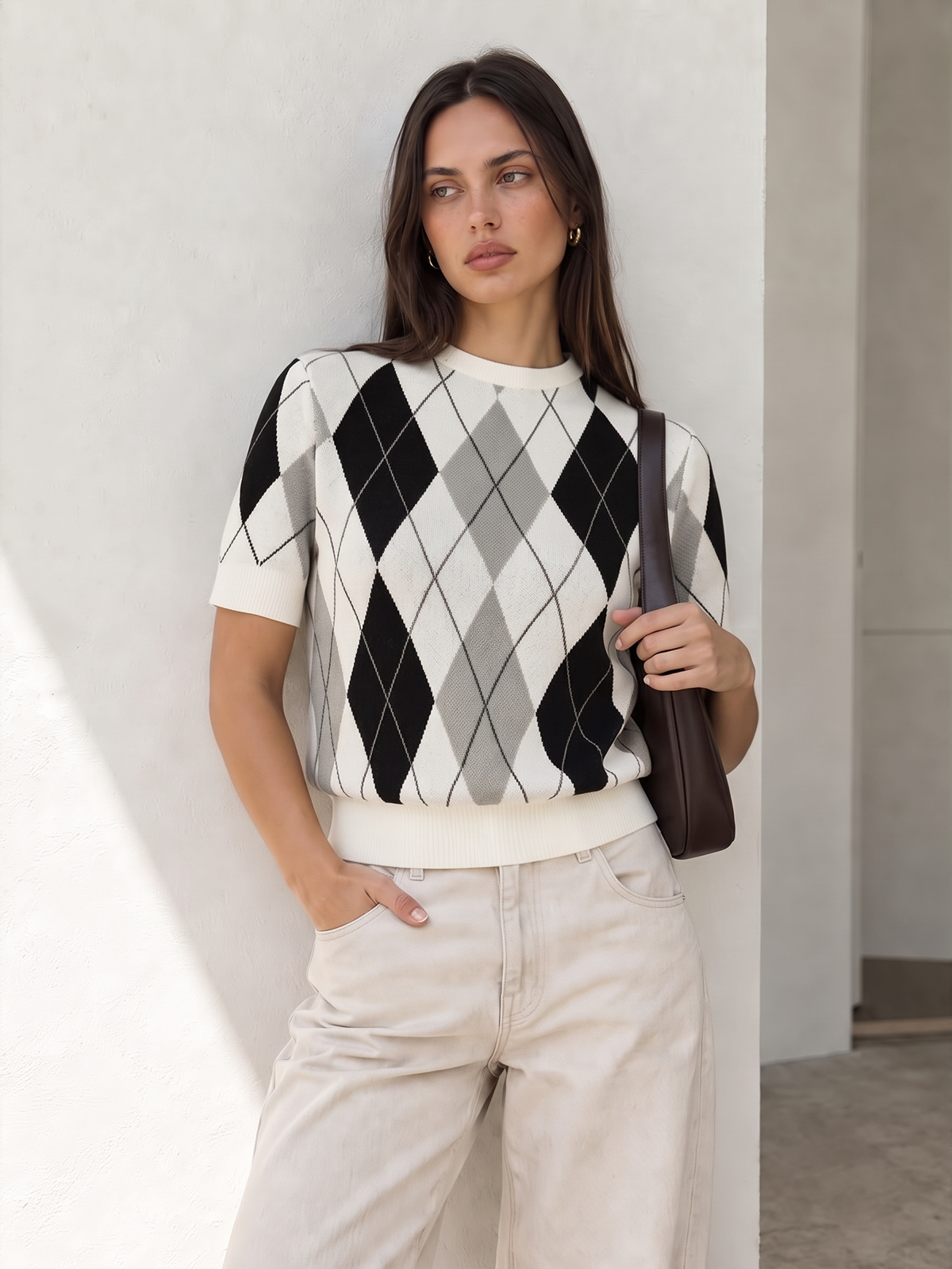 Chic Color-Block Argyle Knit Sweater with Short Sleeves
